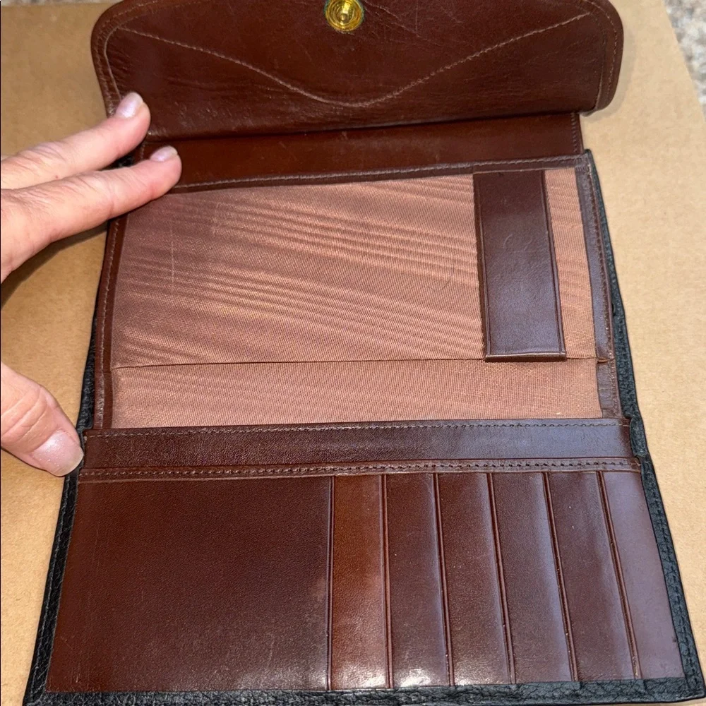 Dooney & Bourke Vintage All Weather Leather - Picture 8 of 11